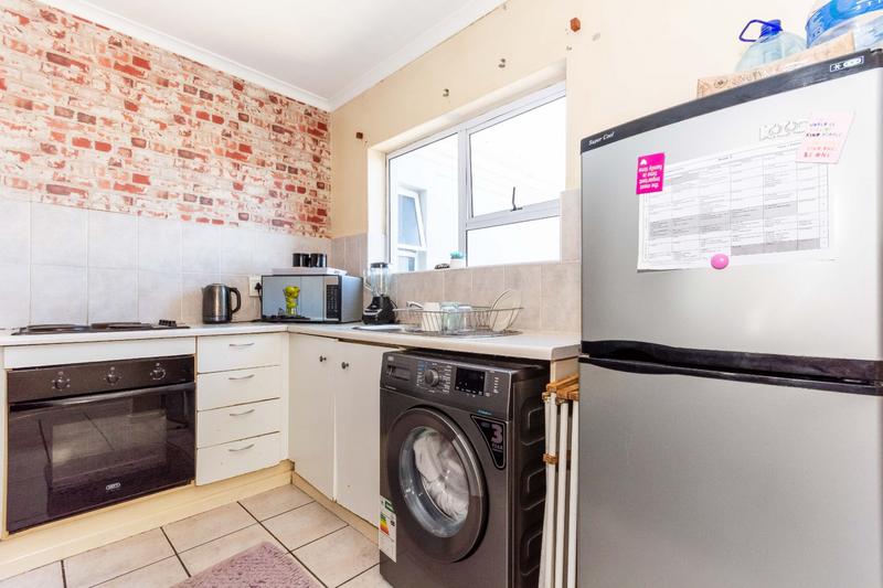 To Let 1 Bedroom Property for Rent in Parklands Western Cape